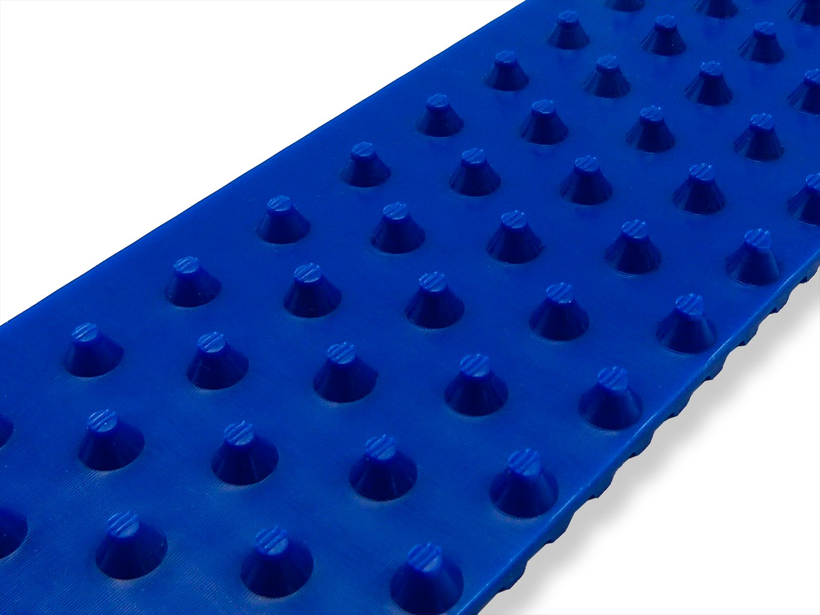 Geometria a tronchi di cono di altezza 3 mm con interasse a rombo 10 mm